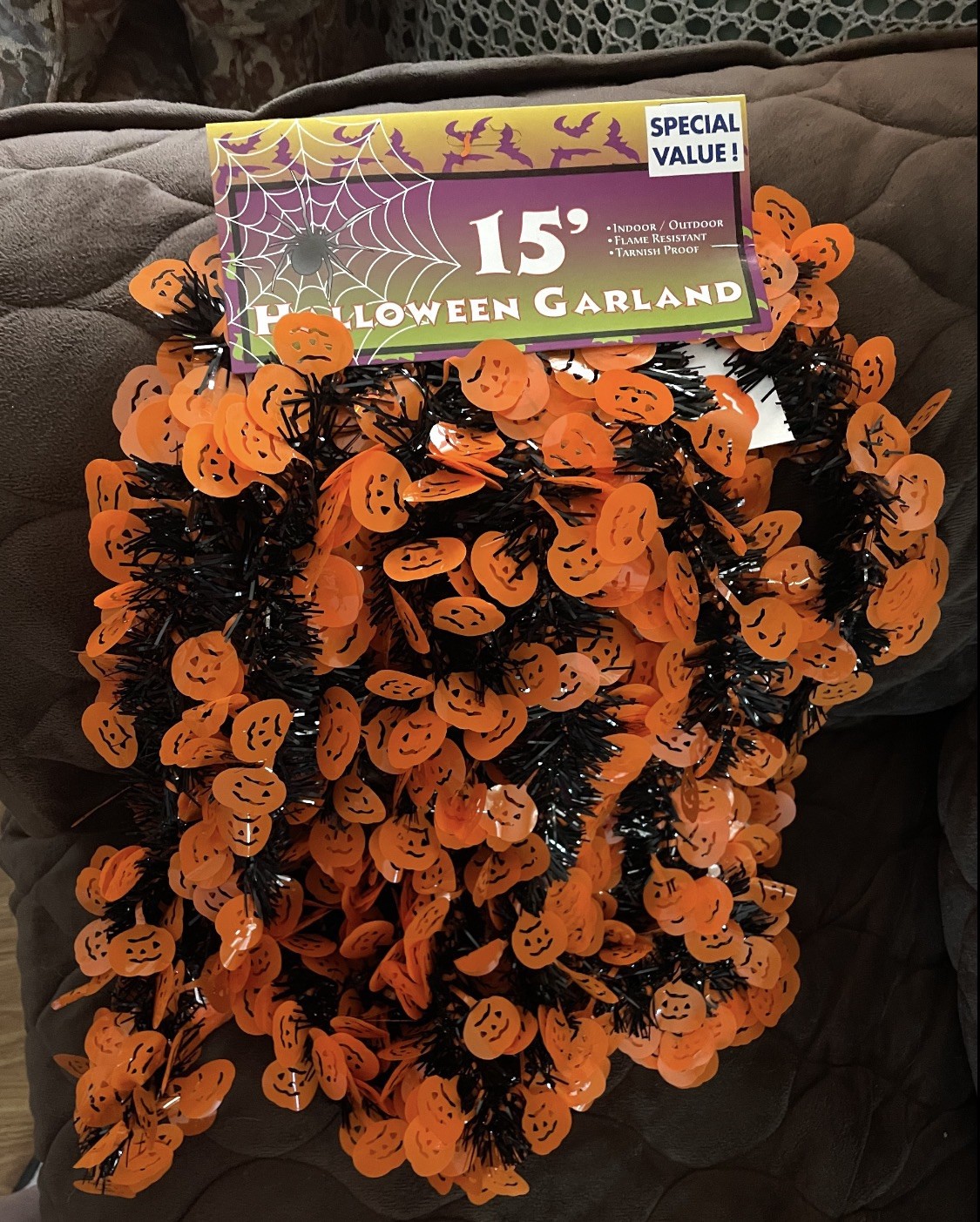 (16)  Halloween Party Garland Tinsel Pumpkins Black Orange 240 ft.