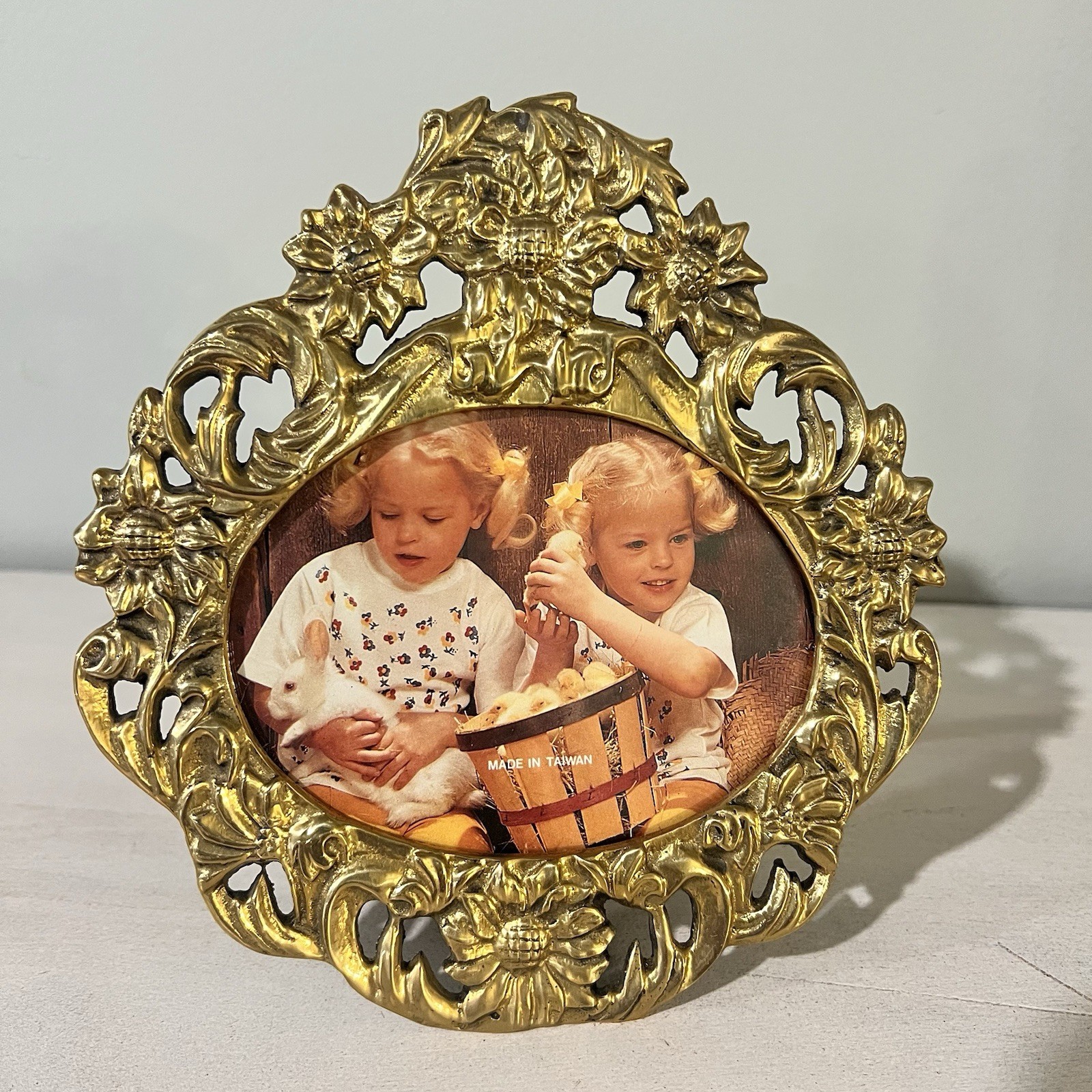 Vintage 1970s Solid Brass Ornate 7\