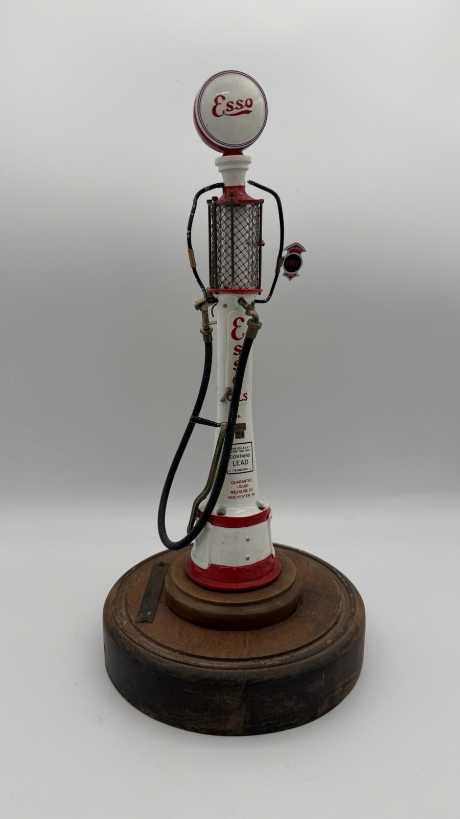 VTG RARE EXXON / ESSO MODEL GAS PUMP 100,000 GALLON CLUB PRESENTATION PIECE 1986