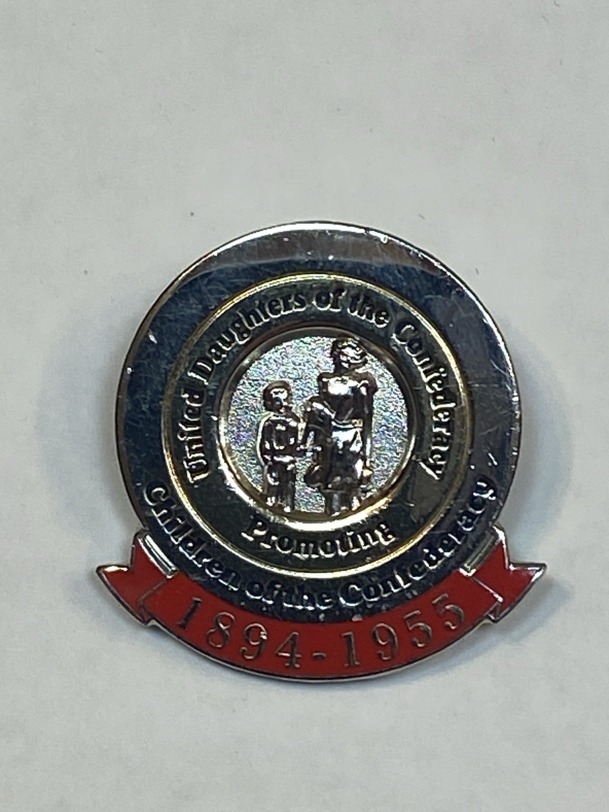 CofC Children of UDC United Daughters the Confederacy Pin 1894 - 1955 Promoting