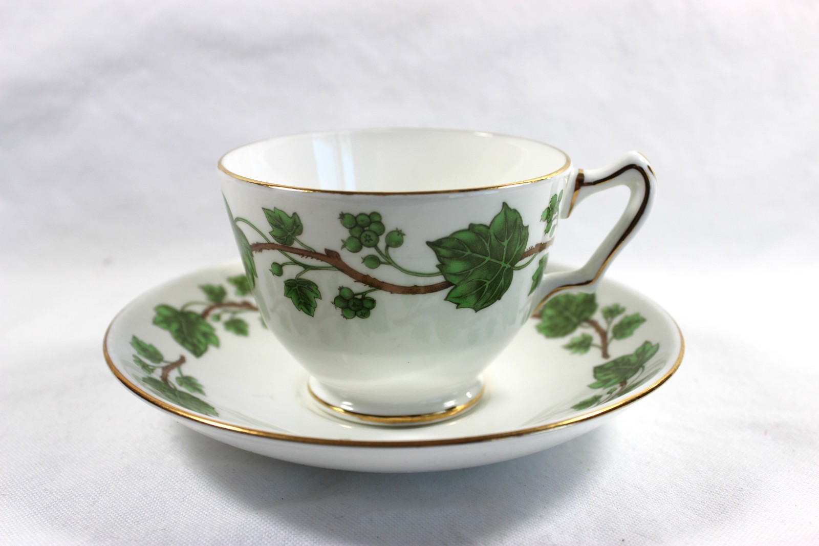 Royal Victoria Bone China Ivy Pattern