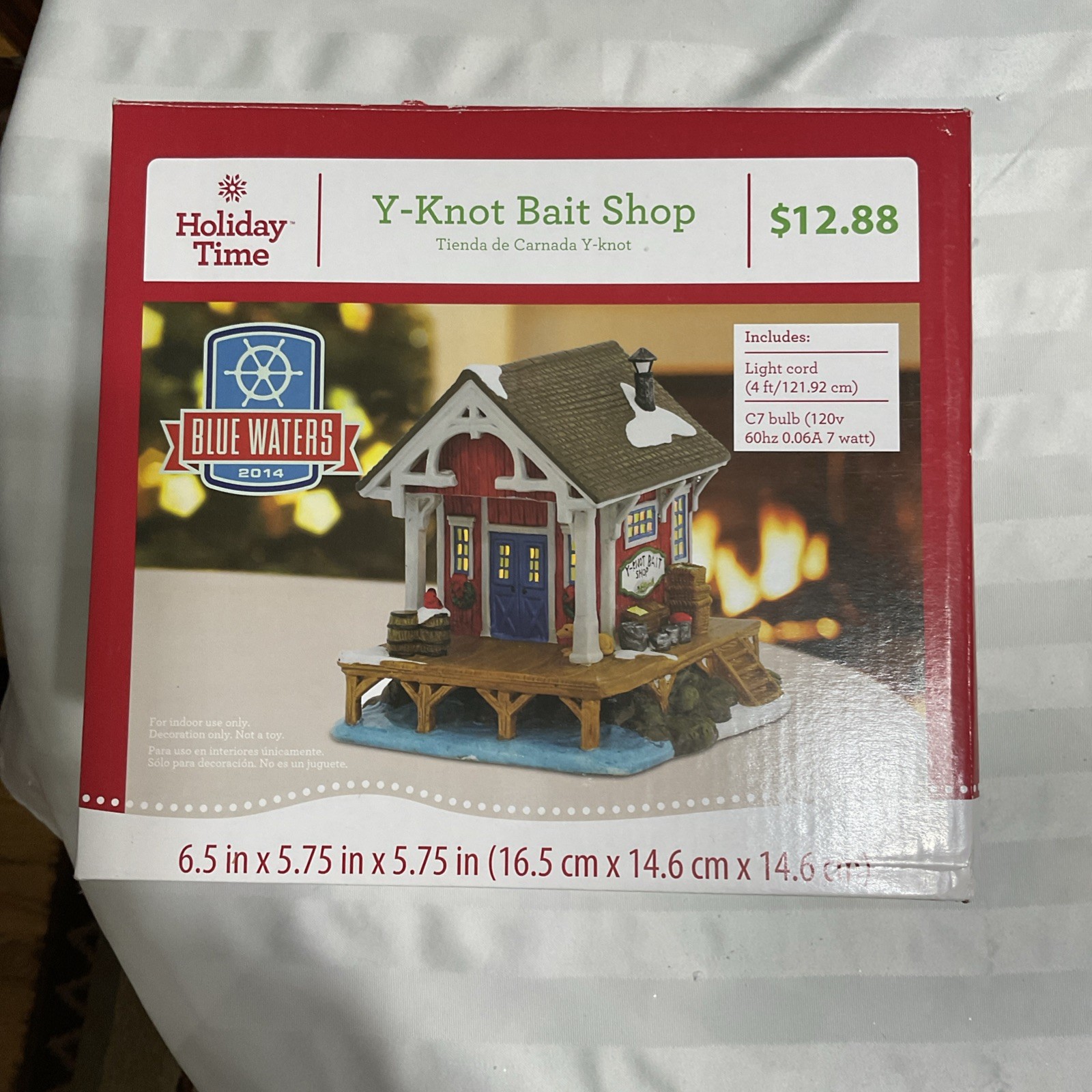HOLIDAY TIME CHRISTMAS  VILLAGE Y_KNOT  BAIT TACKLE SHOP Illuminated House 2014