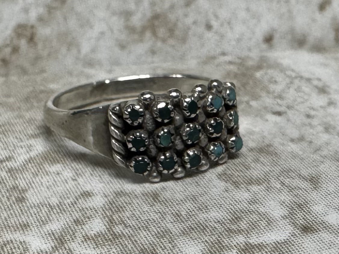 Vintage Native American Zuni Sterling Silver Needlepoint Turquoise Ring Size 7