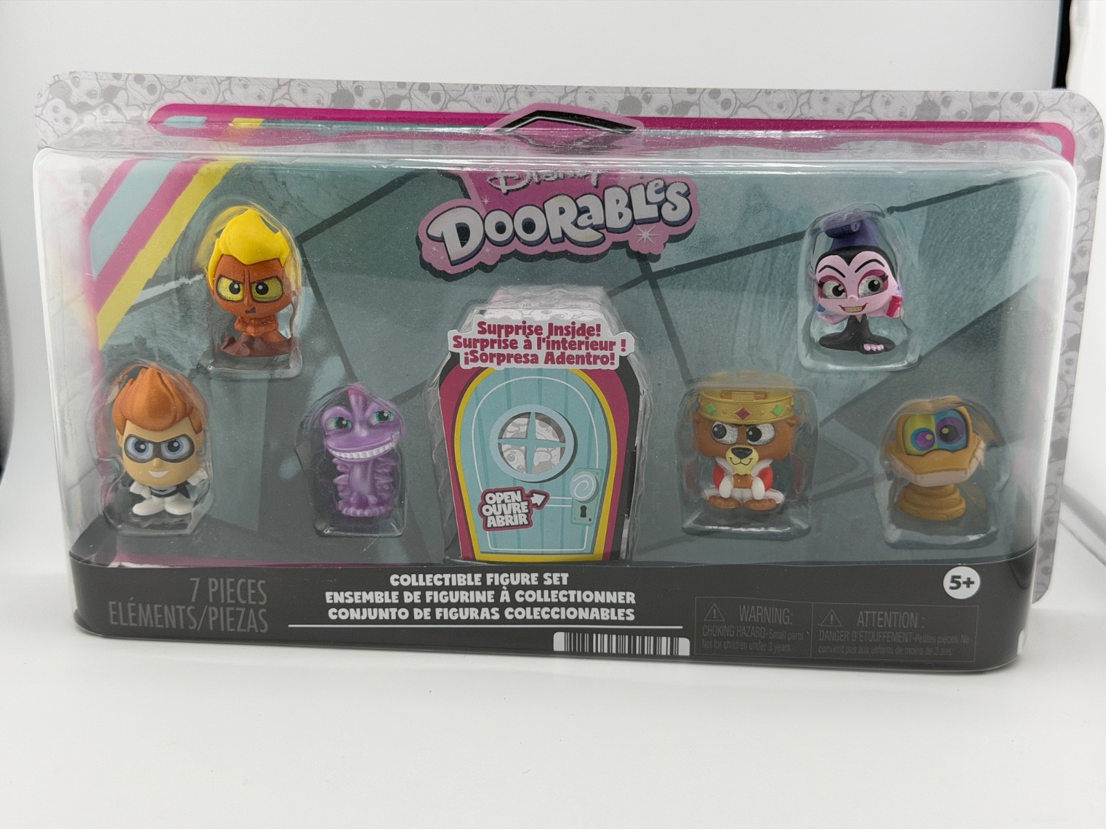 DISNEY DOORABLES MYSTERY DOOR SET 7 FIGURES NEW IN SEALED BOX