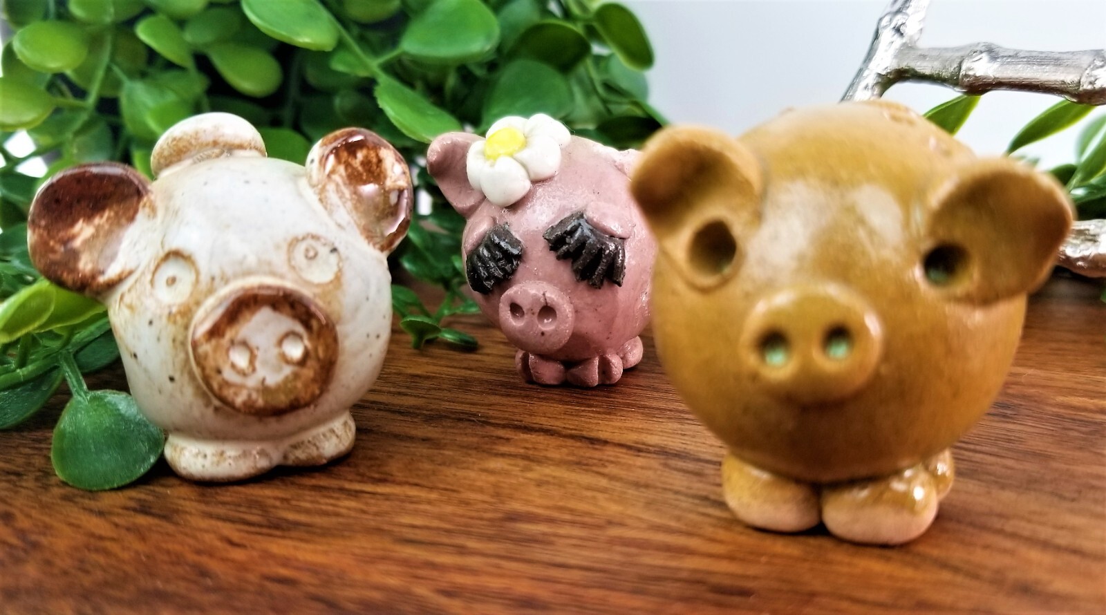 VTG Primitive Folk Art Glazed Stoneware Pottery Pig Figurines Miniature Cottage