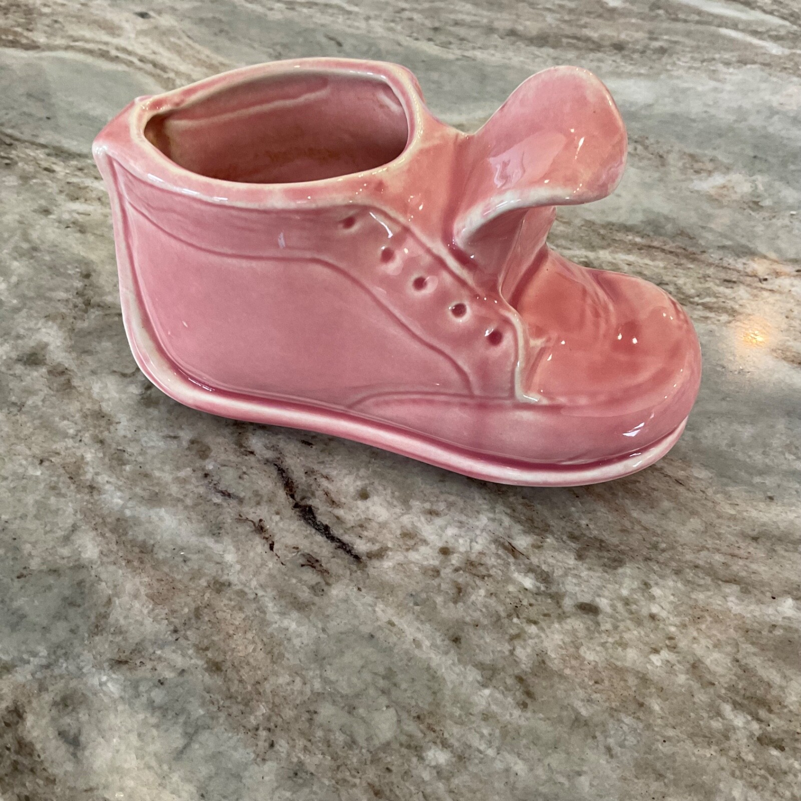 BABY SHOE (PINK) PLANTER, Vintage BABY SHOE (PINK) PLANTER, Vintage
