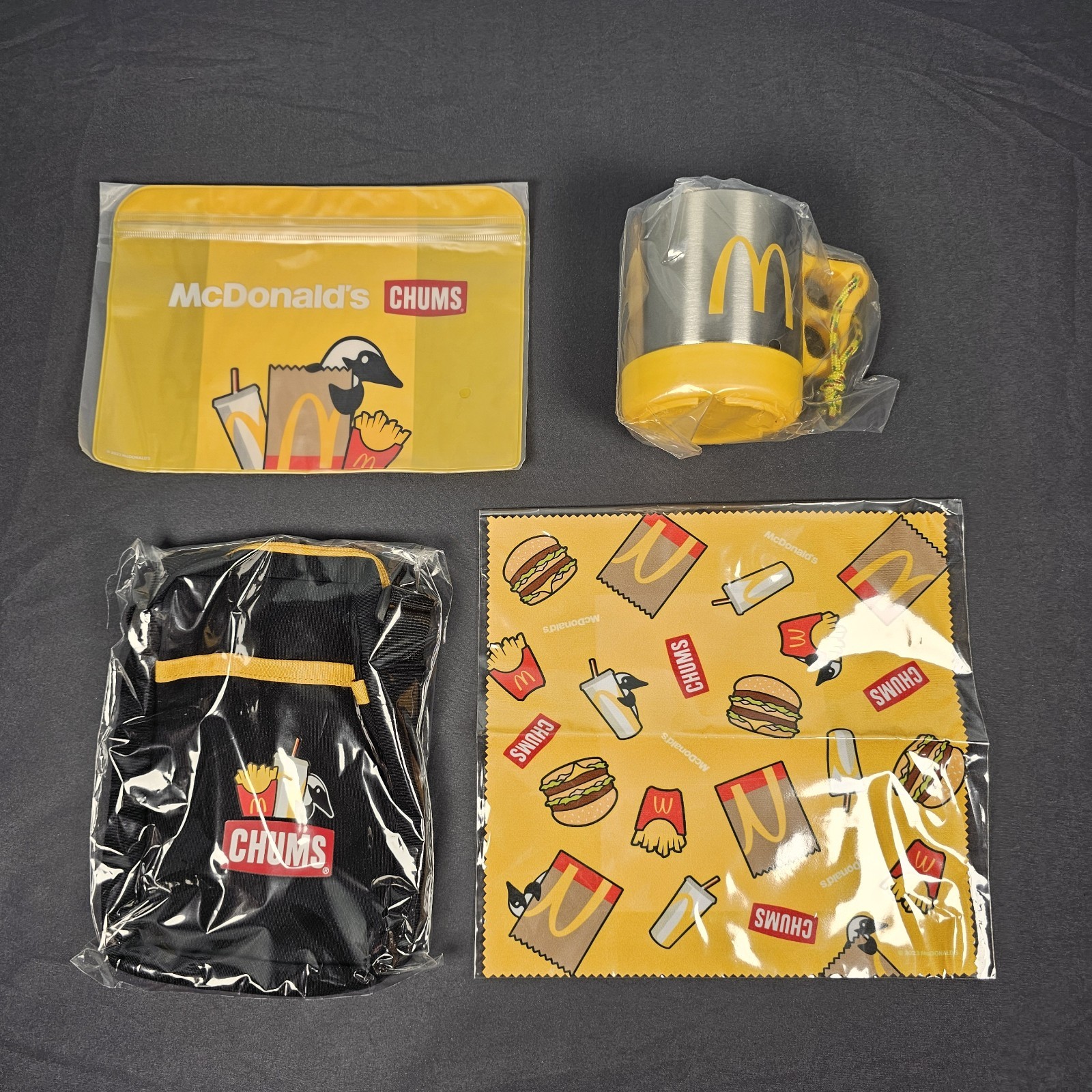 McDonald\'s CHUMS Shoulder Bag Stainless Mug Cloth Pouch 4 Set Lucky Bag Japan