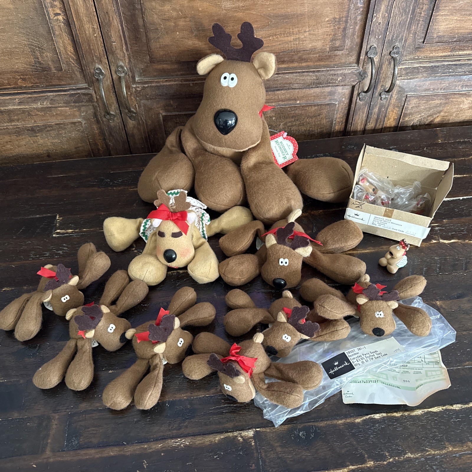 Vintage New 80s Hallmark Rodney Rhonda Reindeer Christmas Plush Bow Floppy 14 Pc