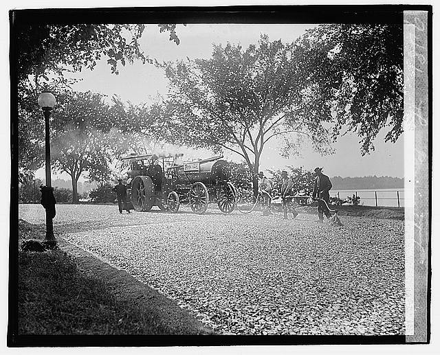 Photo:The Barrett G Steam Fire Engine 1920