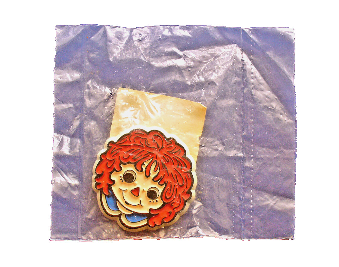 Hallmark PIN Vintage RAGGEDY ANN Doll Face Bobbs-Merrill 1978 Brooch NEW