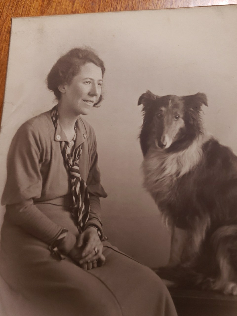 Antique 1920s Signed Moffett Studio Chicago Portrait Woman Rough Collie Dog