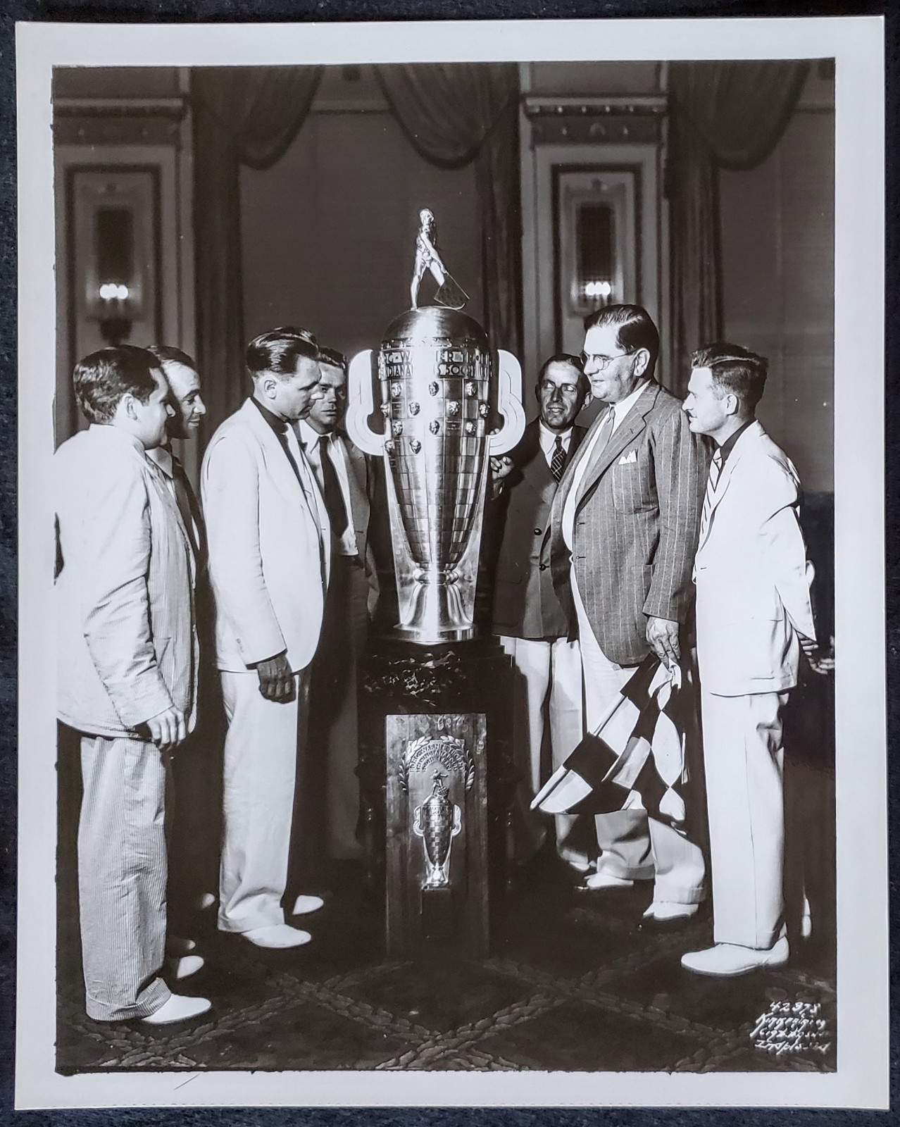 1940s Indianapolis Indy 500 Borg-Warner Trophy IMS IndyCar 8x10 Photo
