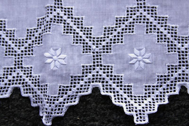 6 Pieces Fine Linen Hemstitch Embroidered Embroidery Lace Guest Towel 14x22 6 Pieces Fine Linen Hemstitch Embroidered Embroidery Lace Guest Towel 14x22