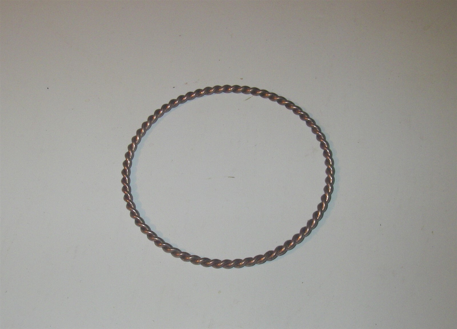 TWISTED METAL BANGLE BRACELET TWISTED METAL BANGLE BRACELET