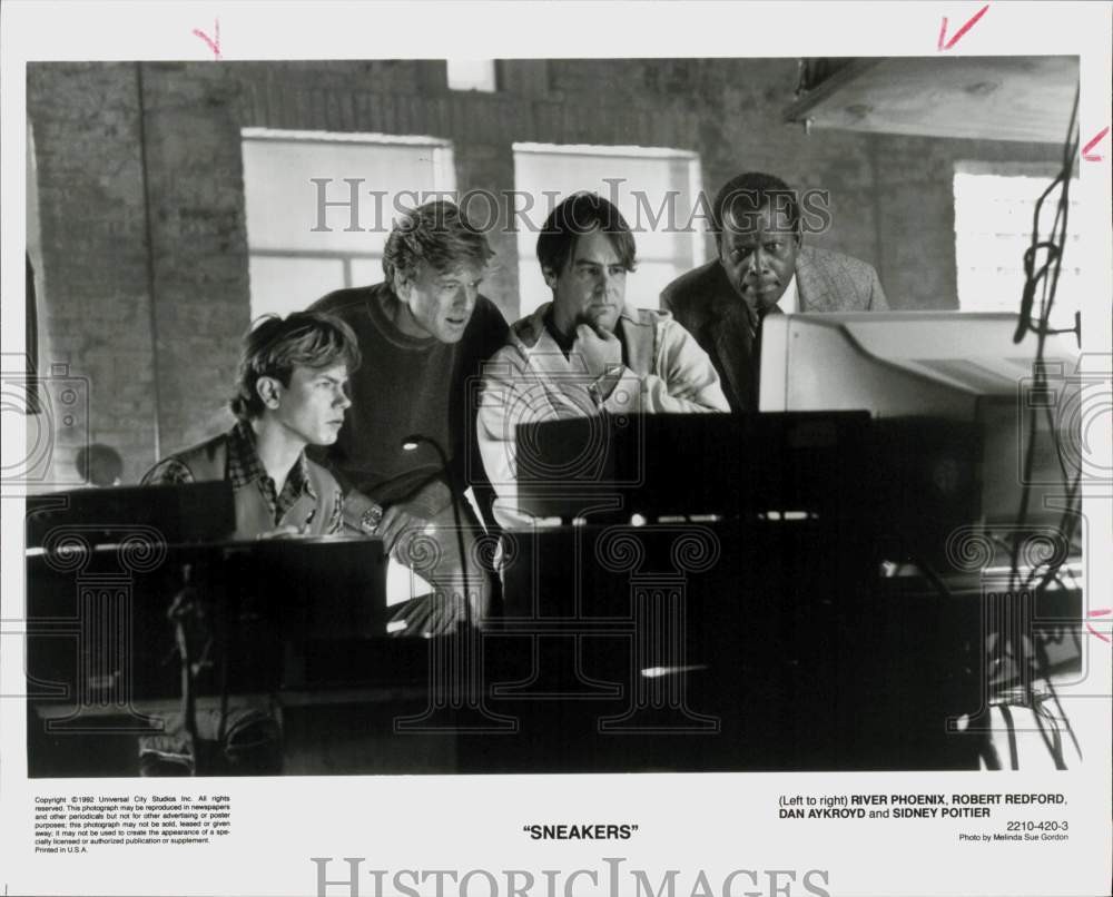 1992 Press Photo Men Around Computer in 