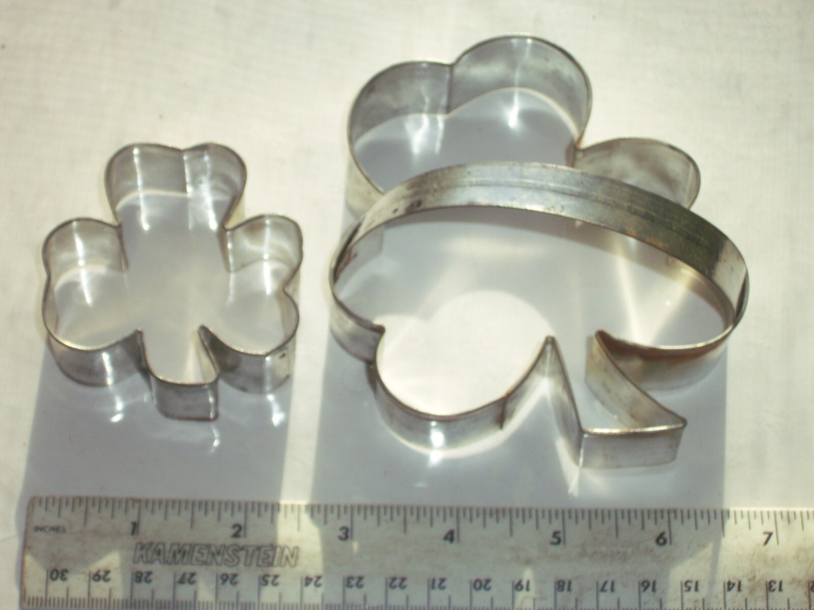 2 vintage large & small size metal shamrock shape 3 leaf clover cookie cutters