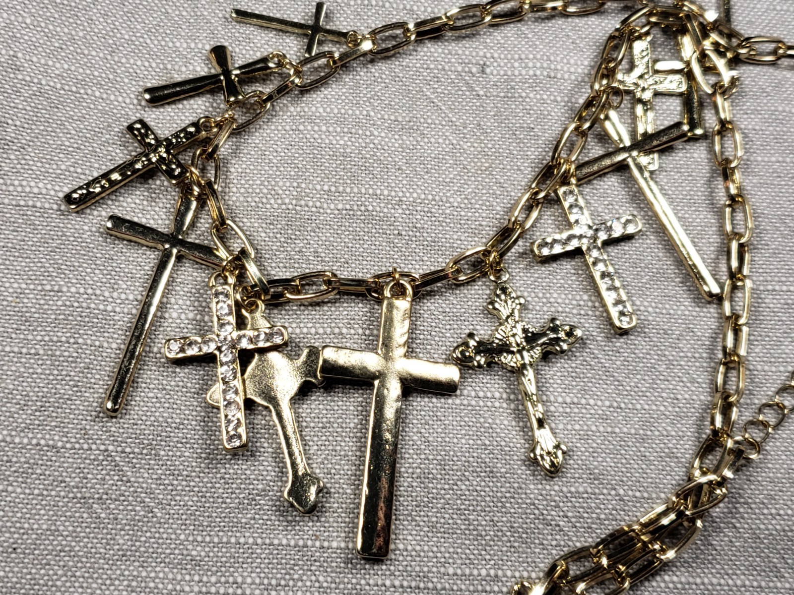 Beautiful Necklace Pendant Multiple Goldtone Crosses Christian Gift C14