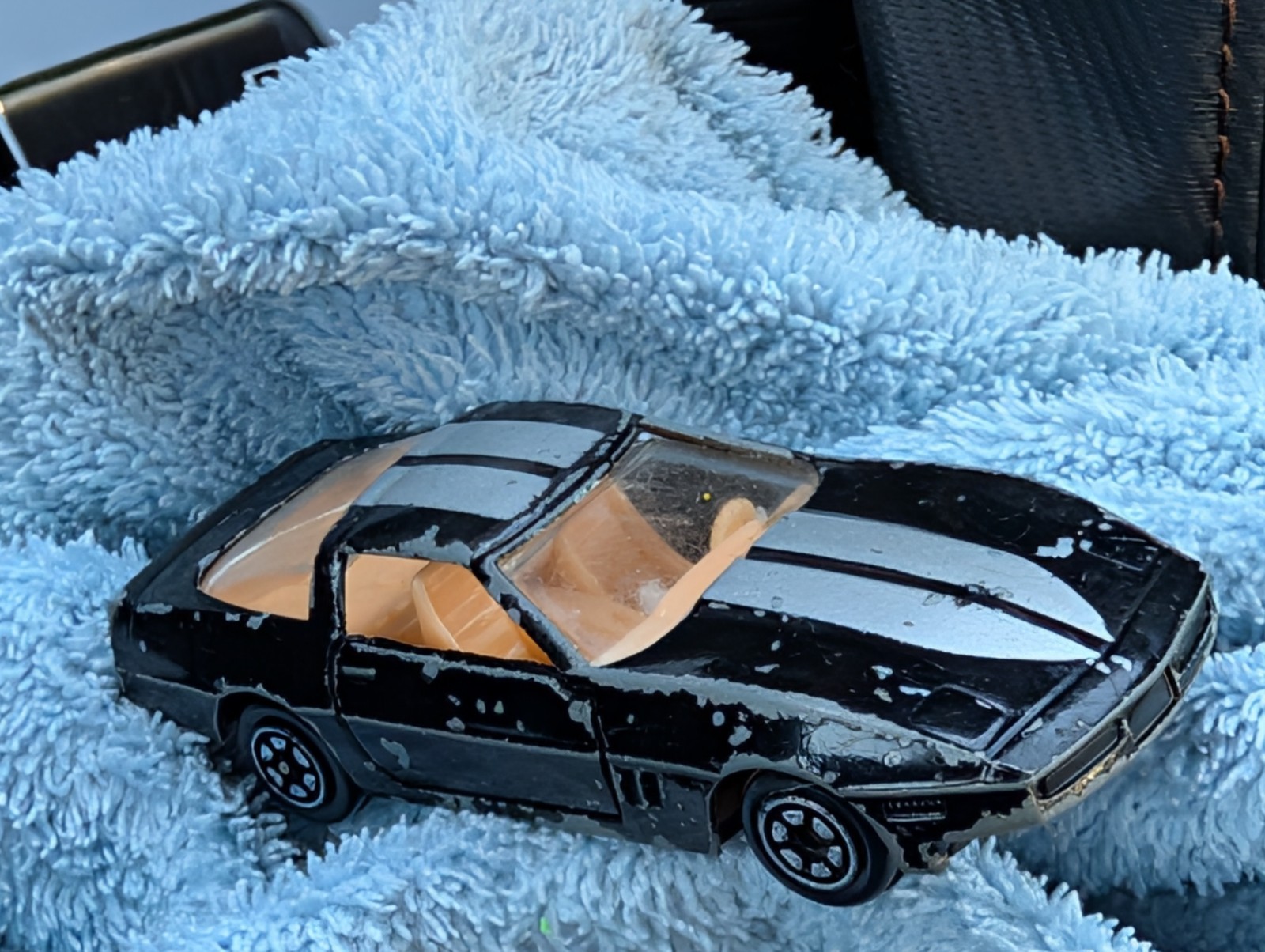 IMPECCABLE QUALITY 1980\'S FLAT BLK CLR CORVETTE  MACHINE VINTAGE MODEL 1:64 SCL