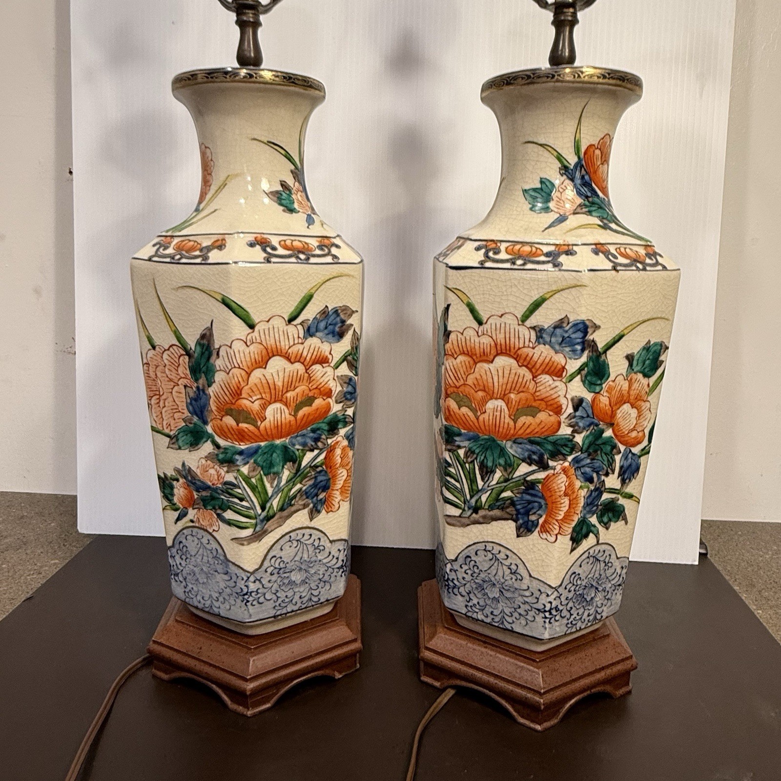 Pair Vintage Heyward House Chinoiserie Floral Ceramic Table Lamps 29” Working