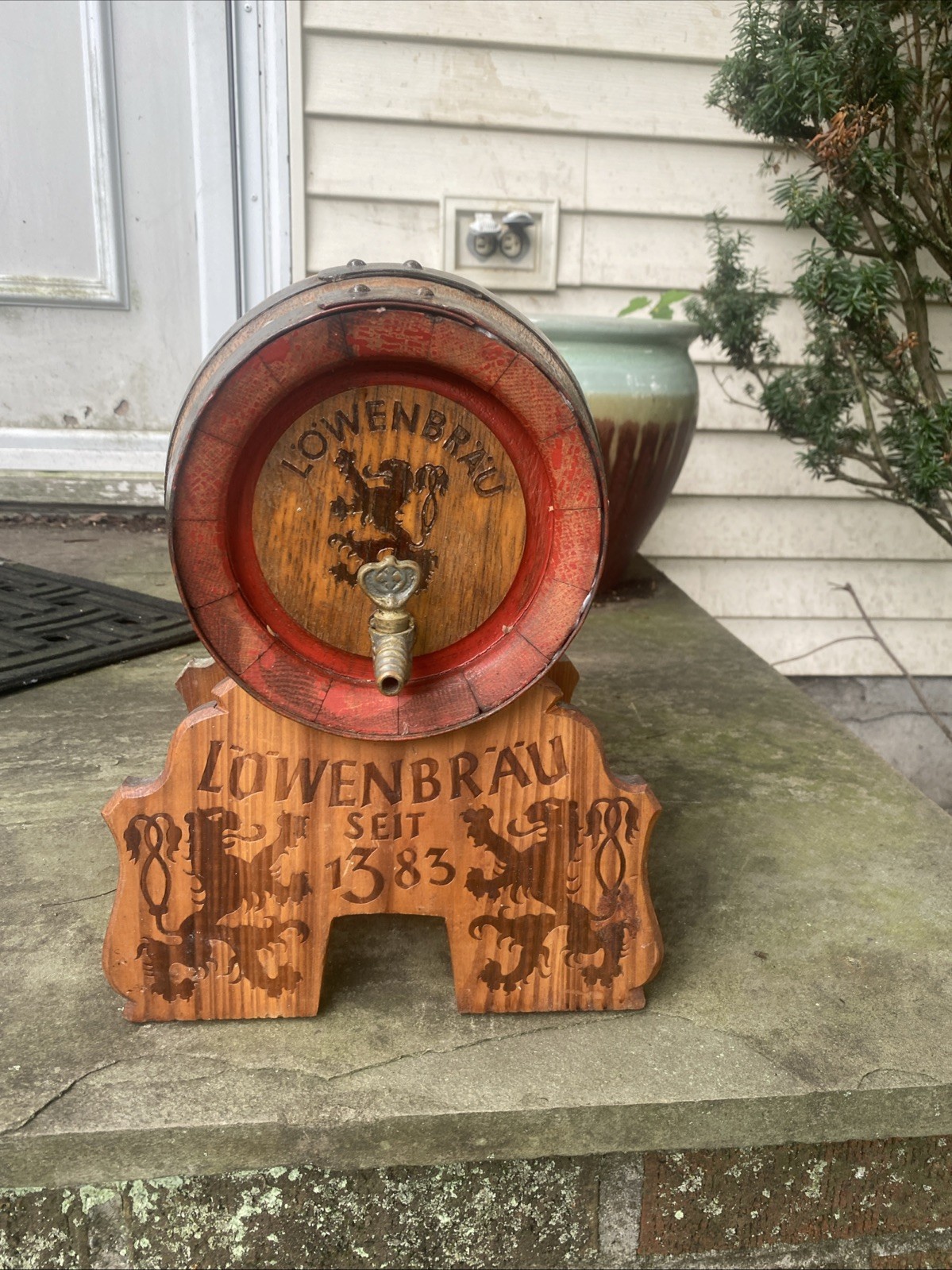 Vintage Lowenbrau Wooden Barrel  Beer Keg W/Spigot/Stand/