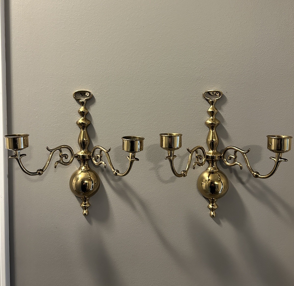Vintage Brass Williamburg Style Candle Wall Sconce - Set Of 2 - Gorgeous & Heavy