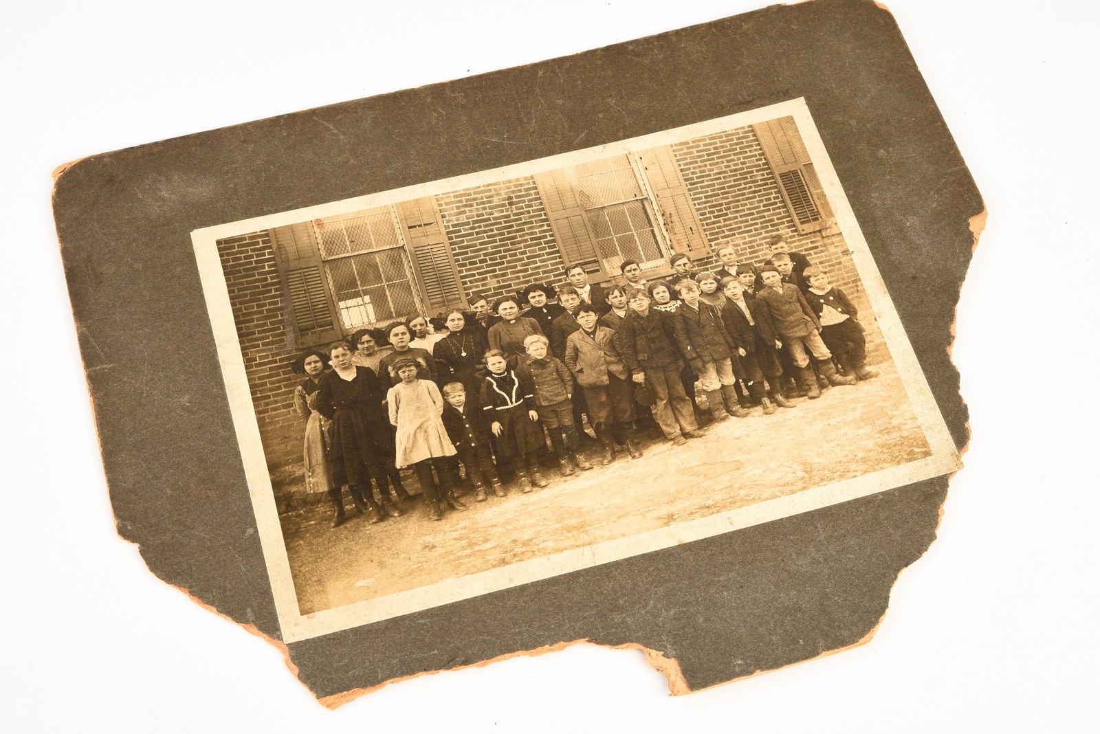 1880s Mounted Albumen Print 10x8\'\' - Multi Grade Outdoor School Portrait V21