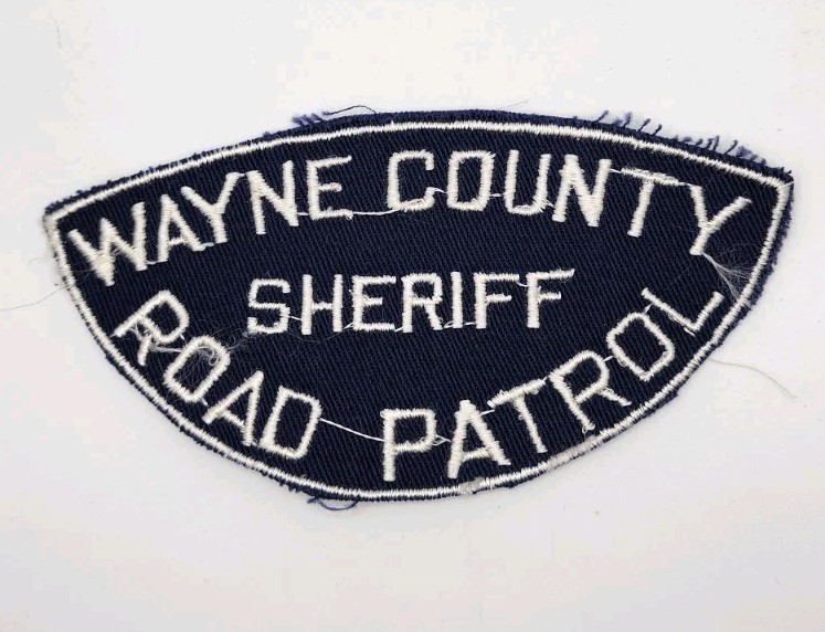 Vintage Wayne County Sheriff Road Patrol Patch CHEESECLOTH OBSOLETE MICHIGAN 