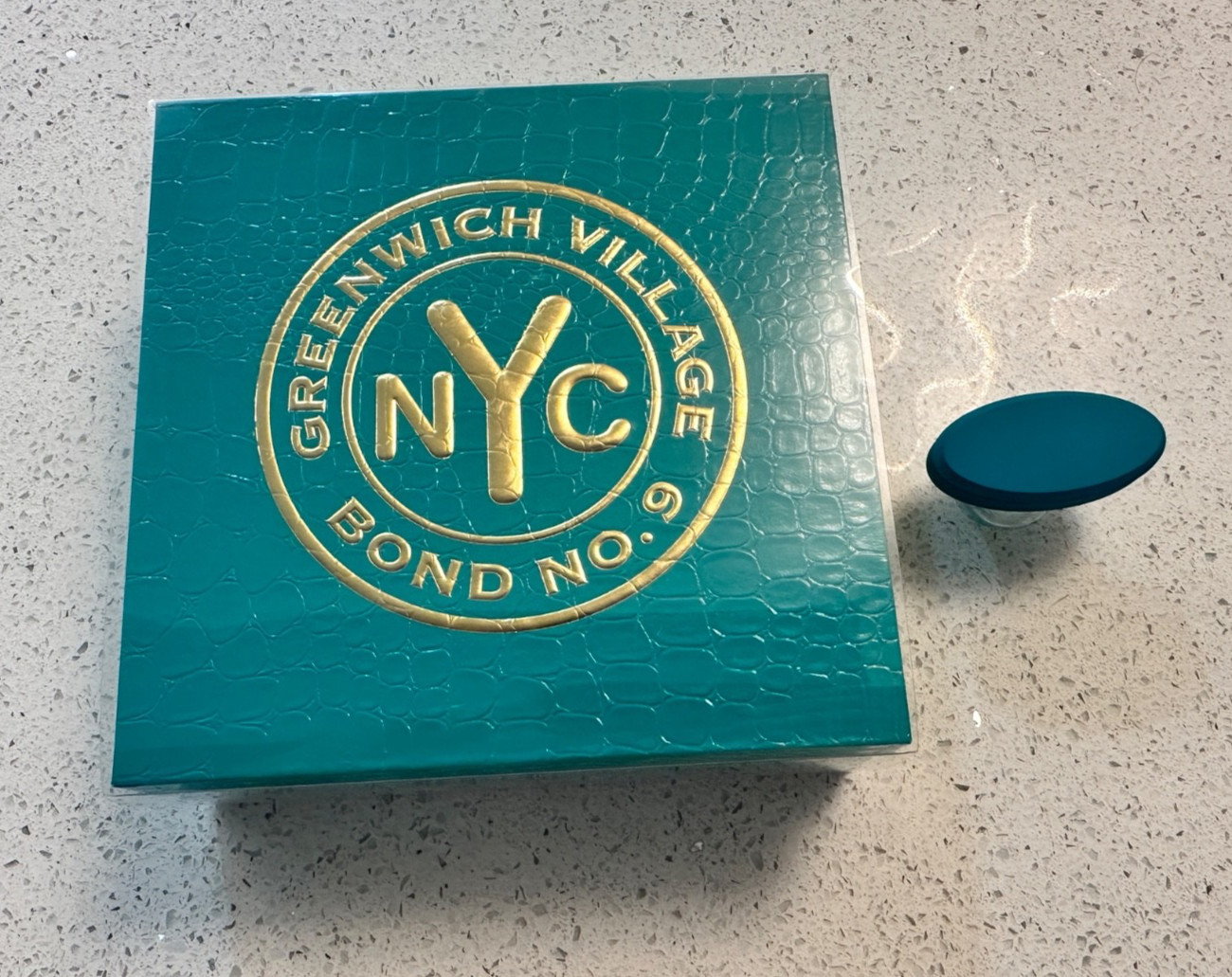 *EMPTY BOX Bond No. 9 Greenwich Village 3.3 oz  insert card, molding, W/ cap