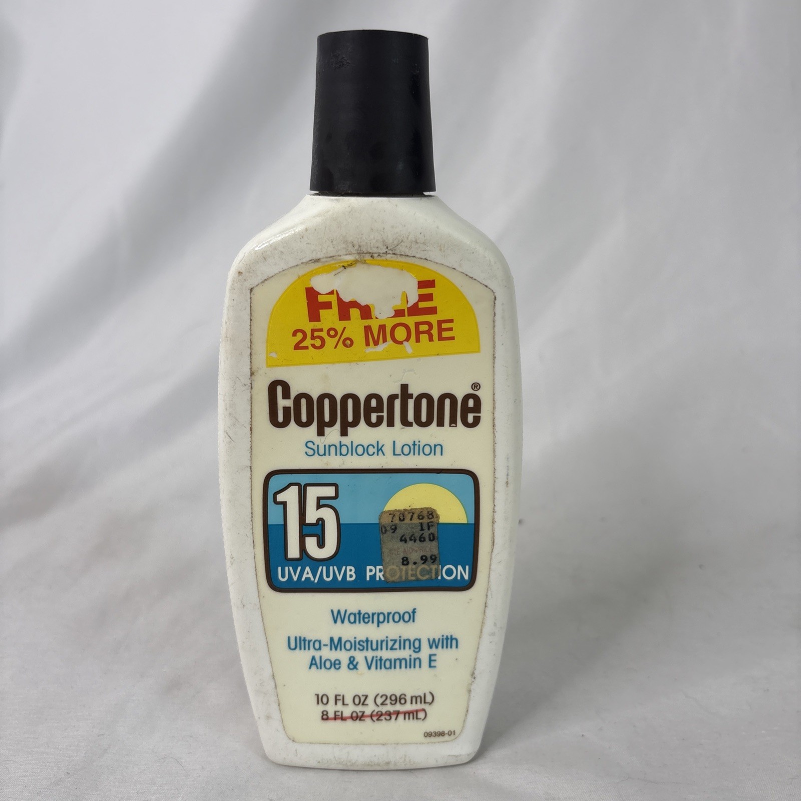 Vtg 1997 COPPERTONE Sunblock Lotion 10 Fl. Oz. Retro Plastic Bottle Suntan Prop