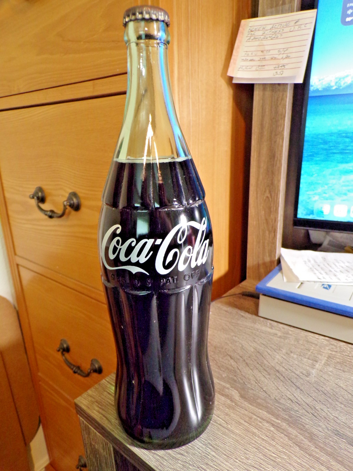 RARE 1950\'S FULL UNOPENED 1 PINT 10 OZ COCA COLA BOTTLE IN STUNNING CONDITION