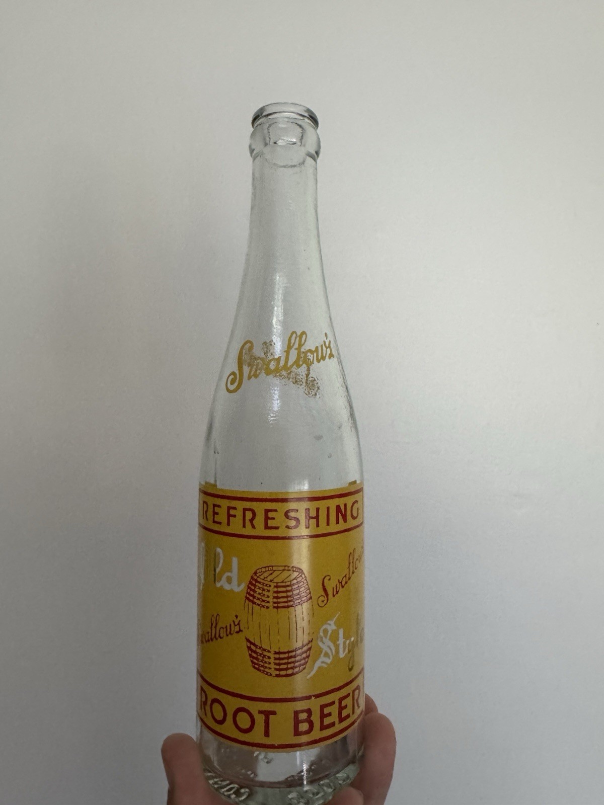 Rare Vintage Swallow\'s Old Style Root Beer ACL Glass Bottle Lima Ohio 10 oz 1952