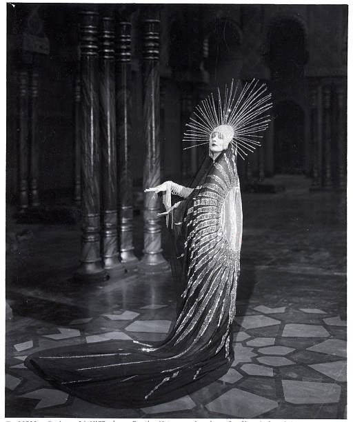 Barbara La Marr born Reatha Watson American leading lady of 20's s- Old Photo