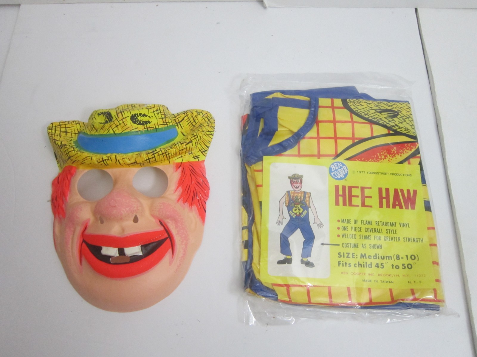 Vintage New Old Stock  Ben Cooper HEE HAW Costume & Mask  Size: Medium 8-10 45\