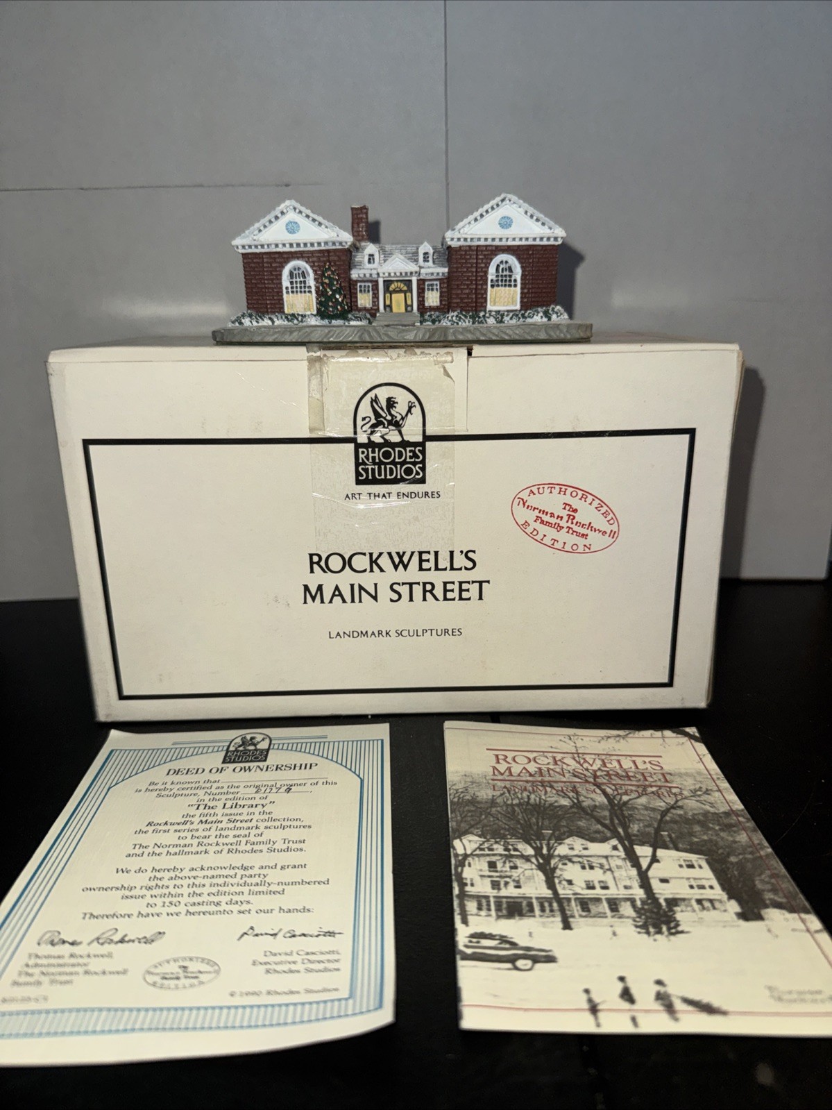 Norman Rockwell's Main Street Collection The Library 82125 With COA Norman Rockwell's Main Street Collection The Library 82125 With COA