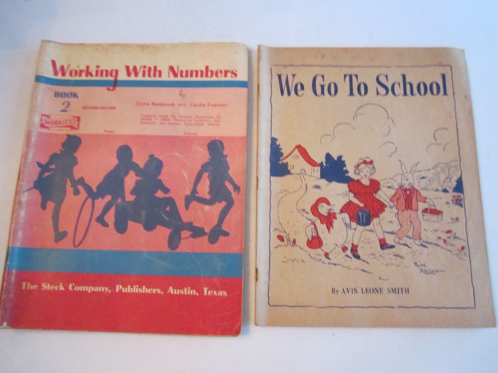 (2) 1945 CHILDREN'S SCHOOL BOOKLETS - WE GO TO SCHOOL & WORKING NUMBERS -TUB OFC