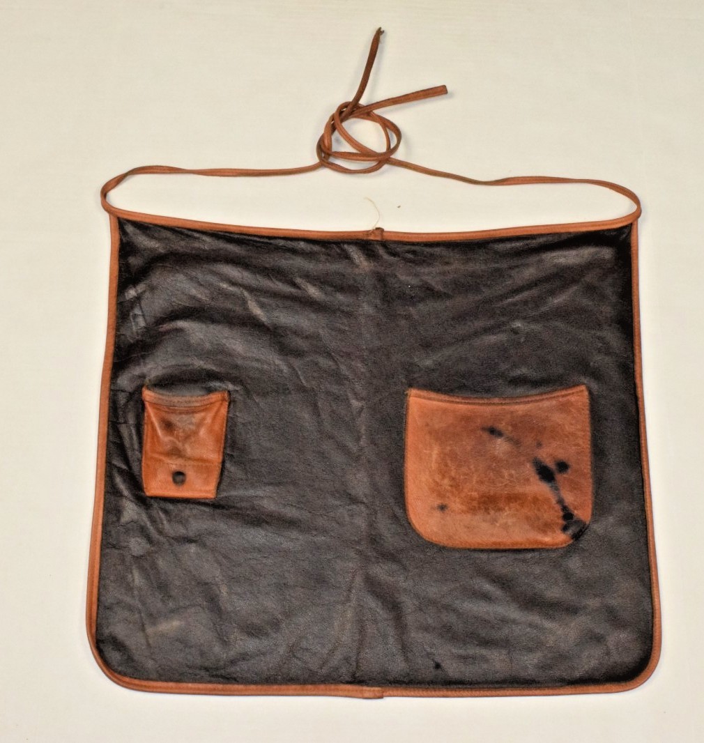 Vtg Artisan Waist Apron 70s Soft Black Leather Brown Brush Pockets 18.5X21In