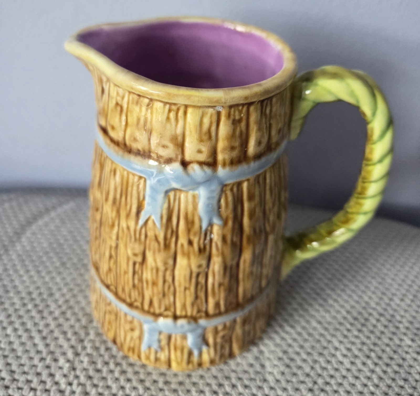 Majolica Creamer Pitcher Brown Basket Haybale Green Handle Blue Ribbon 5\