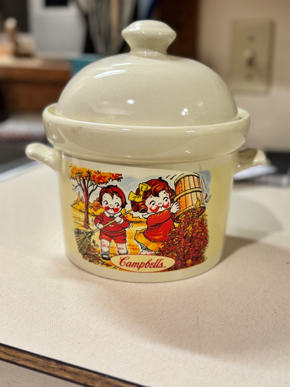 Vintage 1998 Campbell\'s Soup Kids Tureen Houston Harvest Lid Ladle Ceramic