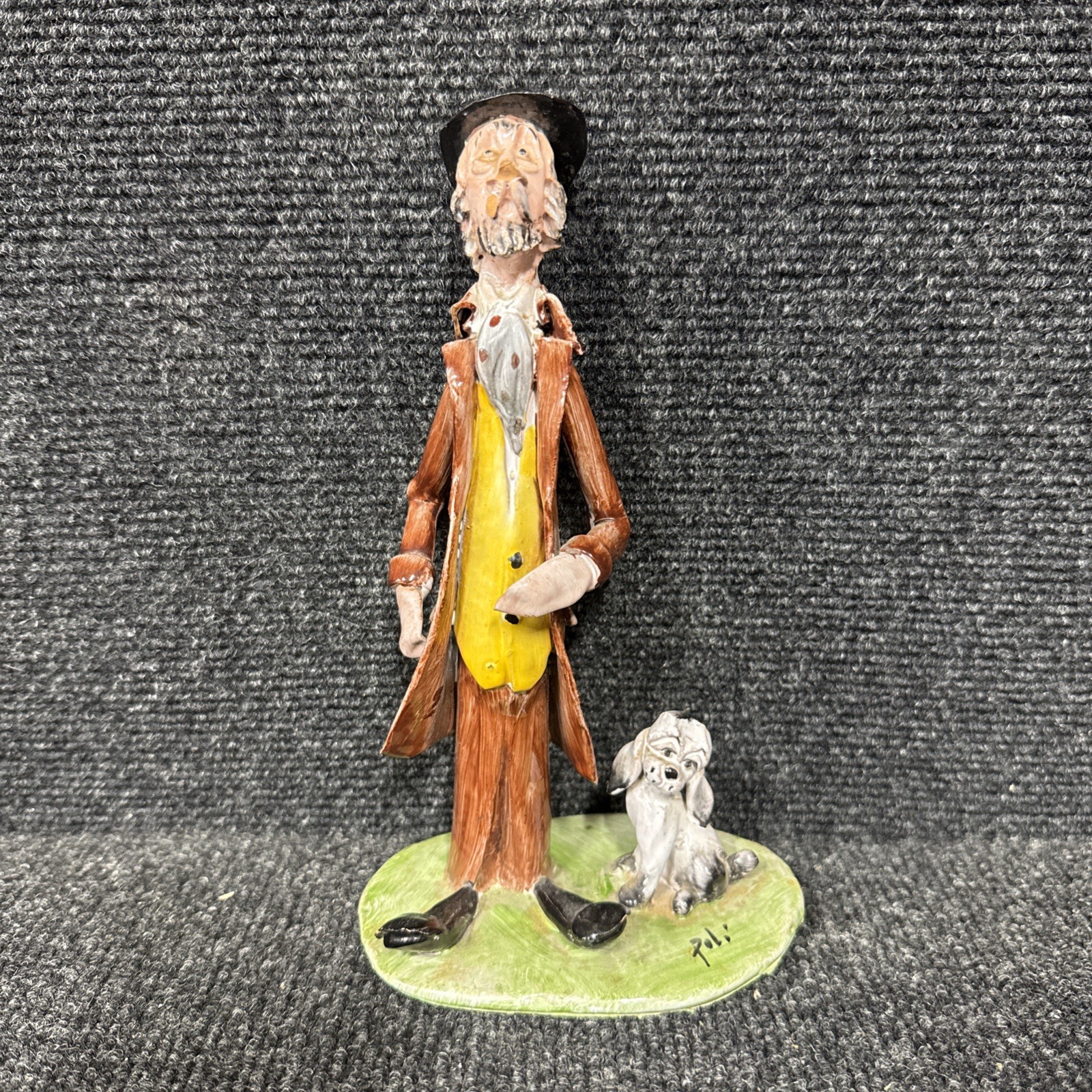    Vintage T.P. Ceramiche Poli Man w Dog Italian Ceramic Figurine 9\