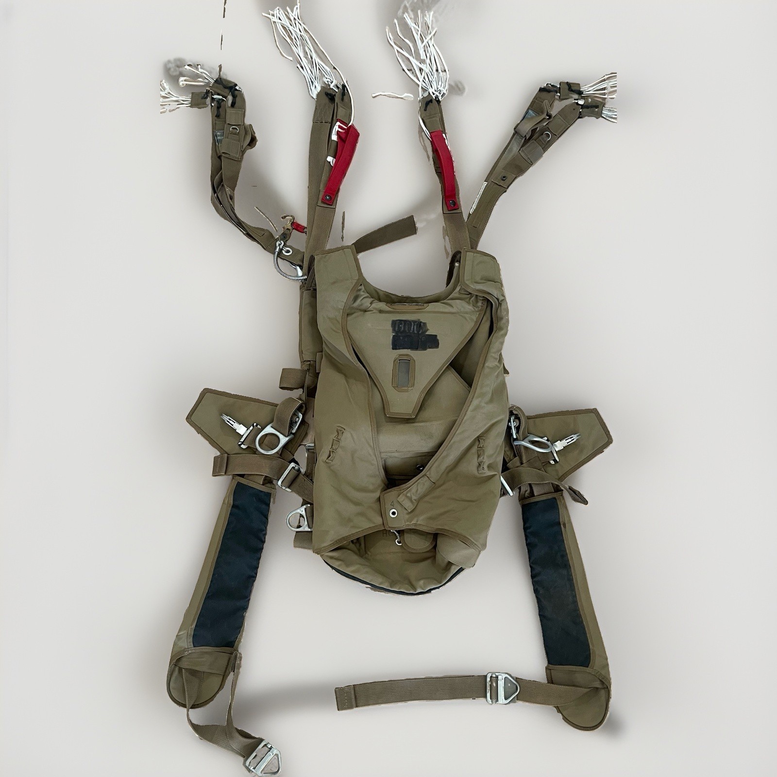 RA-1 Military Parachute Harness/Container Pack HALO HAHO SPECOPS (DISPLAY ONLY) RA-1 Military Parachute Harness/Container Pack HALO HAHO SPECOPS (DISPLAY ONLY)