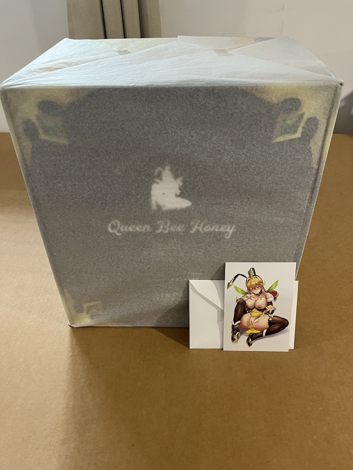 Binding Native Creator\'s Collection Queen Bee Honey 1/4 Scale