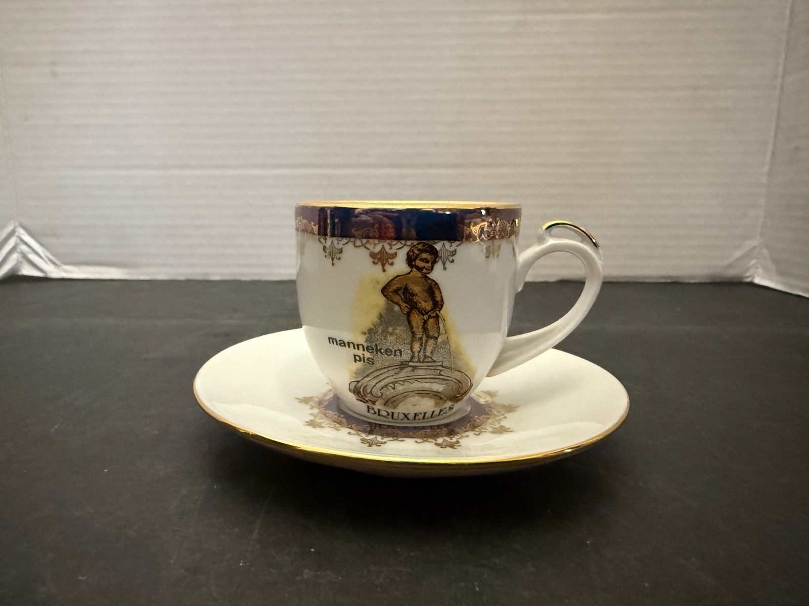 Vintage Bruxelles Belgium Souvenir Cup & Saucer Boy Peeing