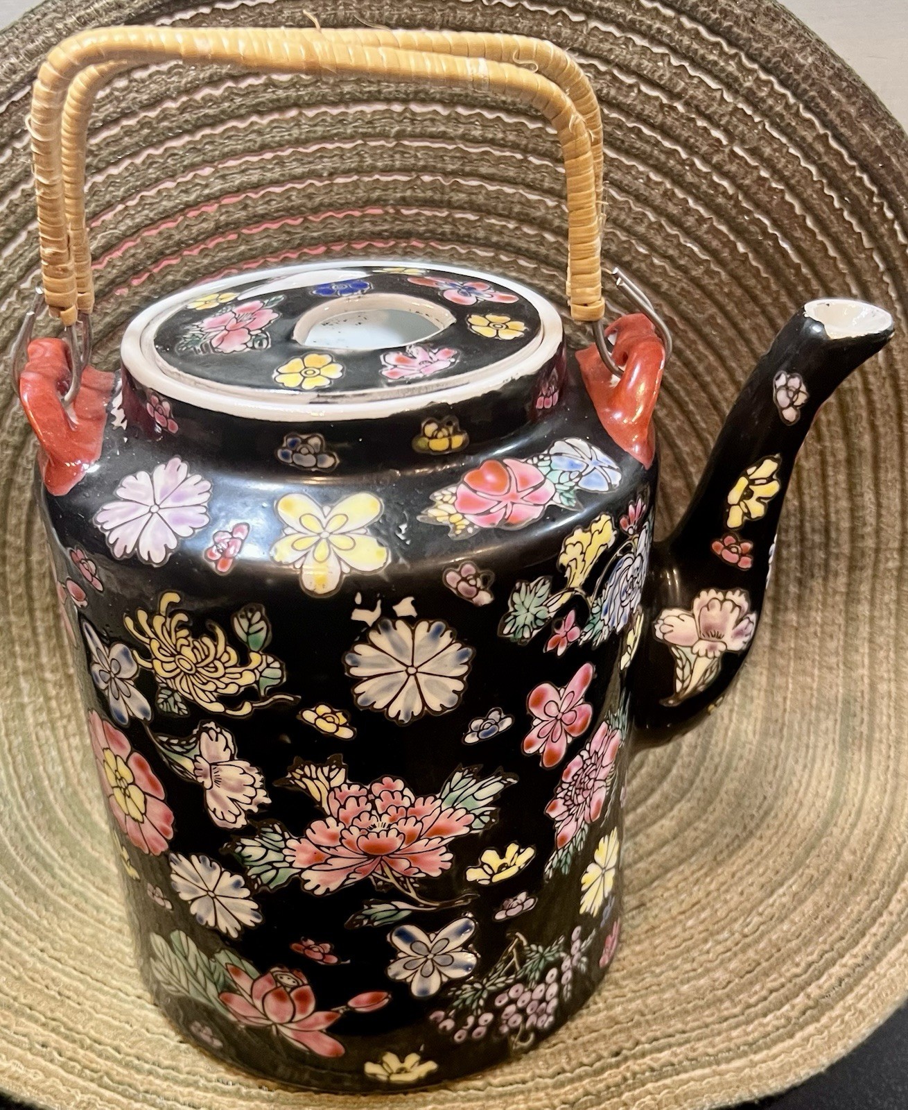 VINTAGE PORCELAIN CERAMIC CHINESE TEAPOT, Bamboo Handles with lid