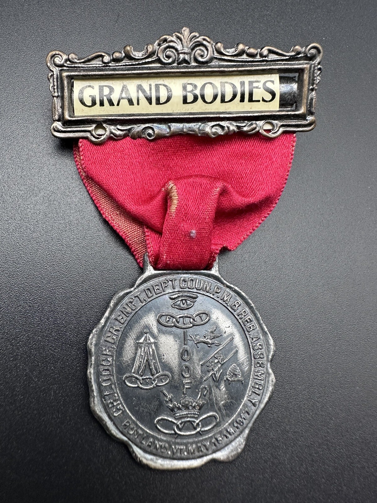 1917 ODD FELLOWS IOOF GRAND BODIES RUTLAND VERMONT MEDAL - K591