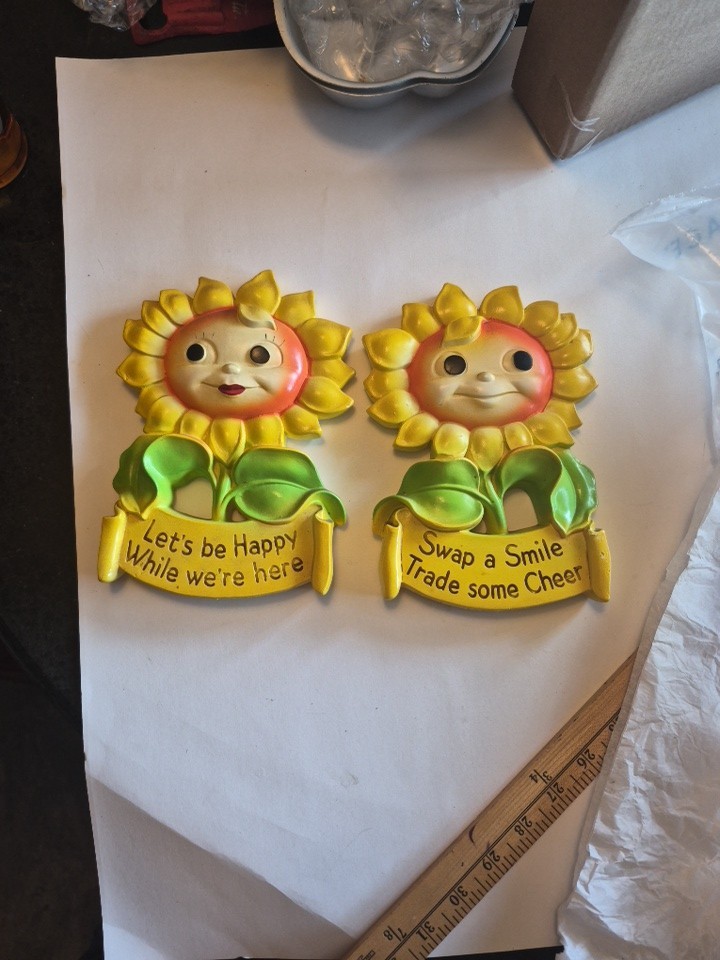 Vintage 1973 Miller Studio Chalkware Anthropomorphic Smiling Sunflower Plaques Vintage 1973 Miller Studio Chalkware Anthropomorphic Smiling Sunflower Plaques