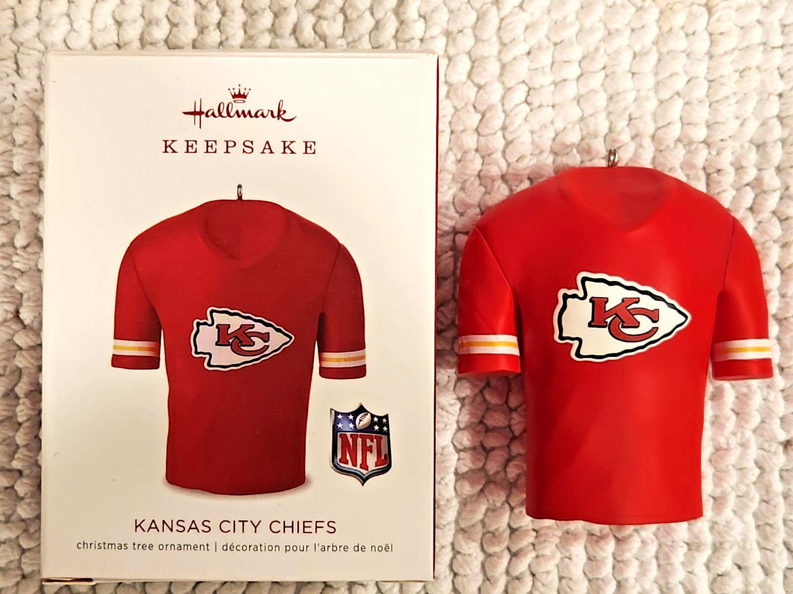 Hallmark Keepsake Christmas Ornament NFL Kansas City Chiefs 2018 - NEW IN BOX