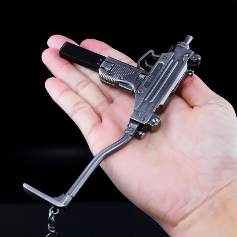 15cm PUBG Mobile UZI Submachine Gun Metal Keychain Game Weapon Pendant