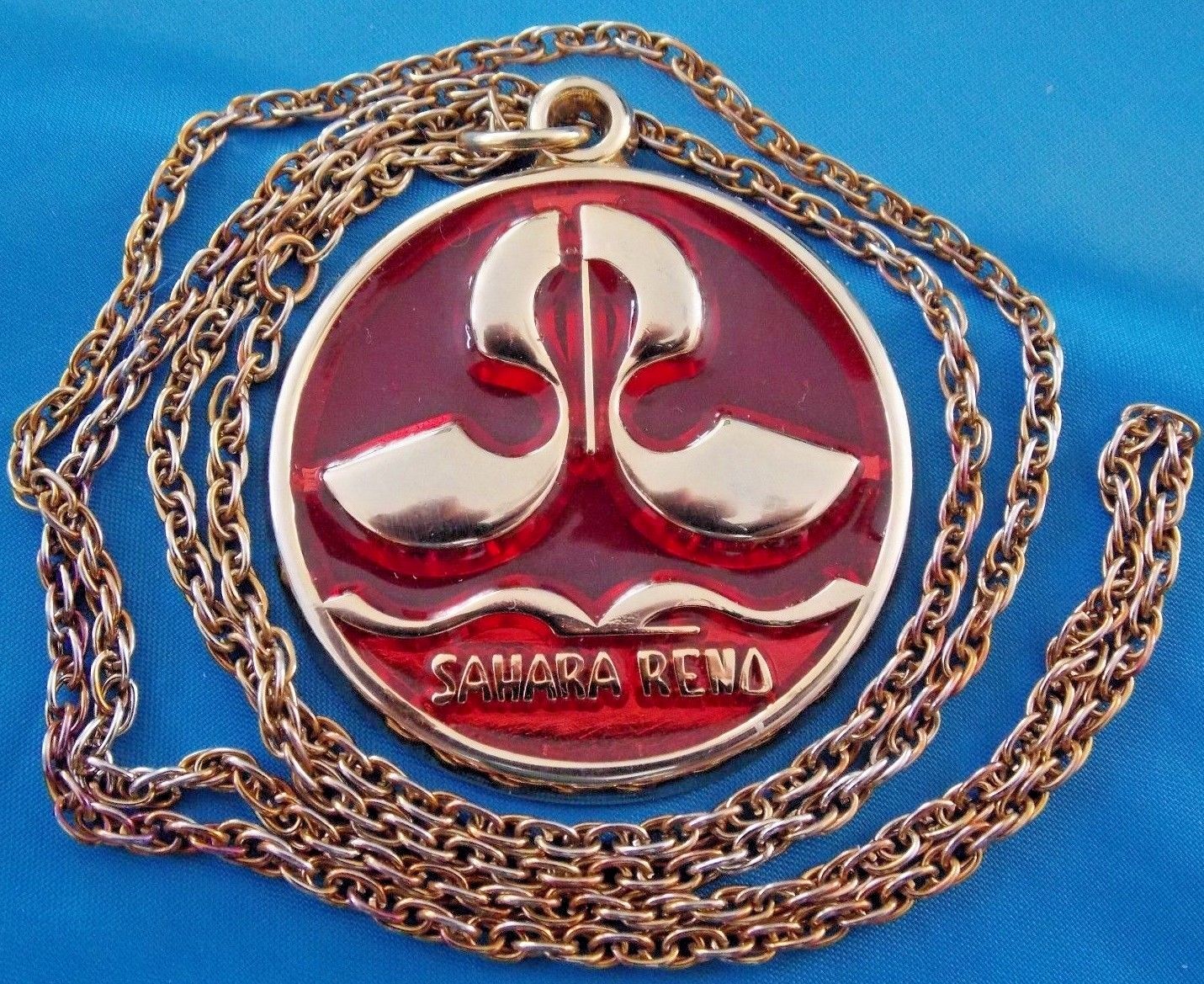 Rare Vintage 1978-81 SAHARA RENO LIMITED EDITION  Casino Pendant Necklace 
