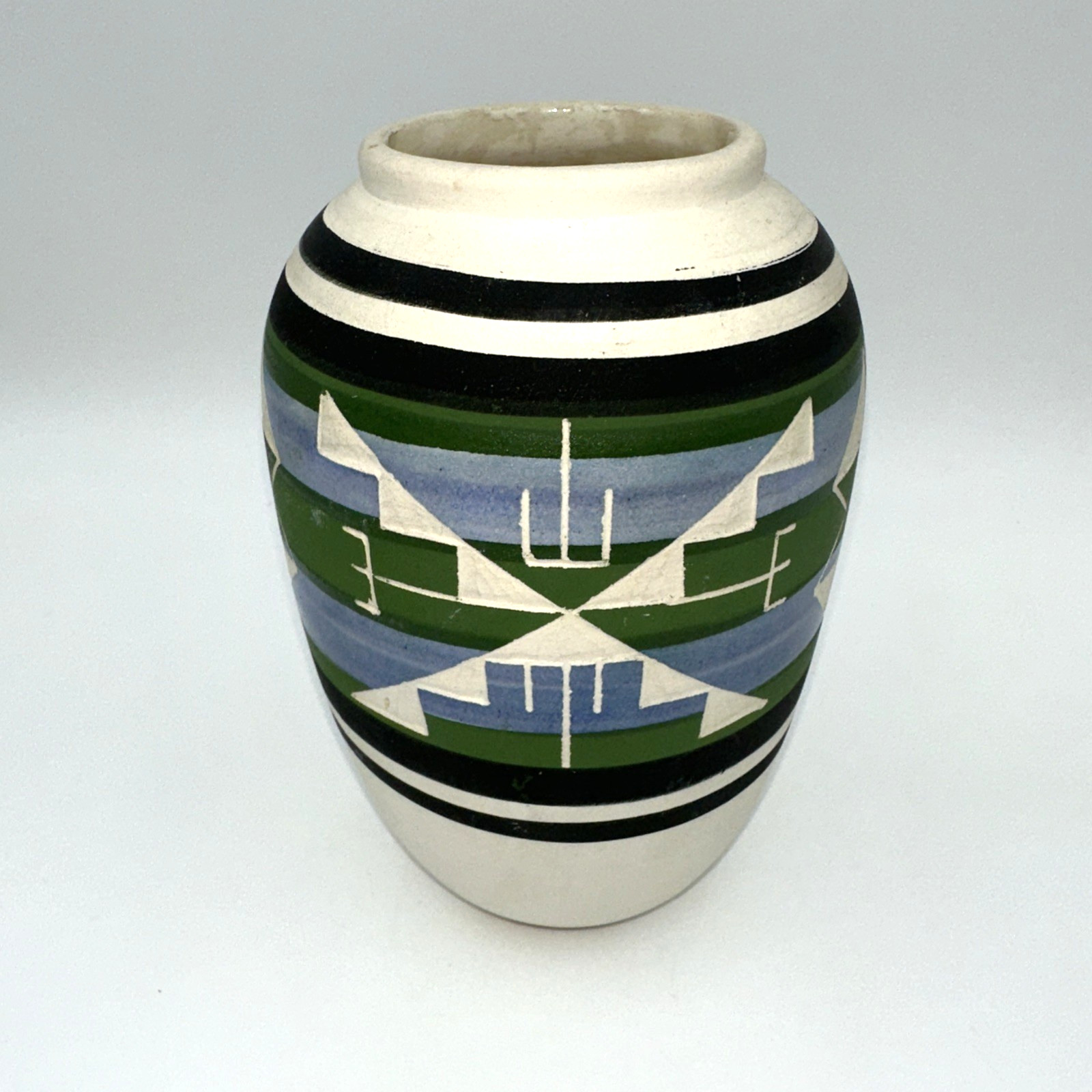 Sioux Pottery Vase Swift Eagle 1968 Rapid City SD Native American 6¼ Inch