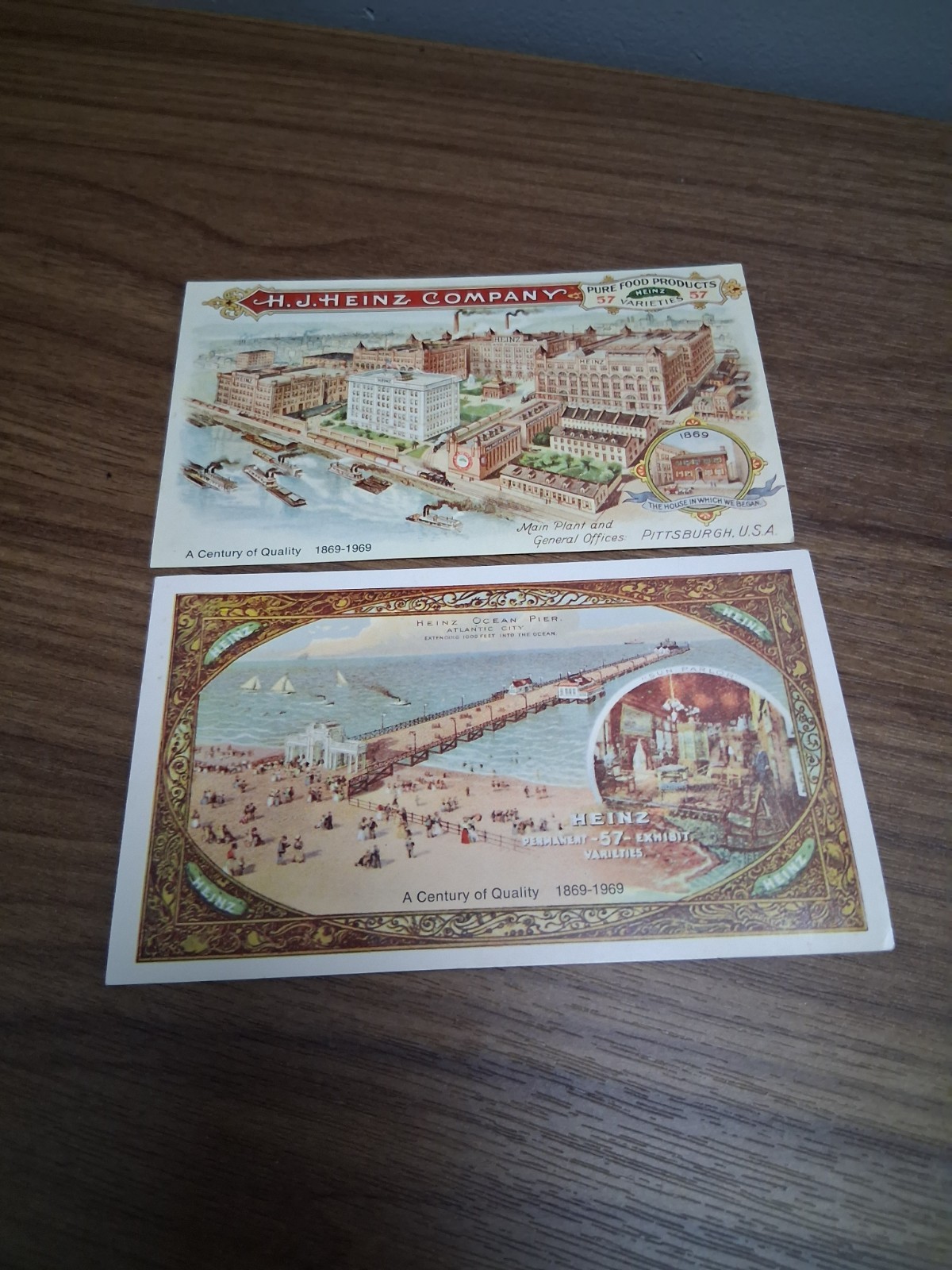 LOT OF 2 H.J. HEINZ CO, PITTSBURGH PA VINTAGE POSTCARDS NOS